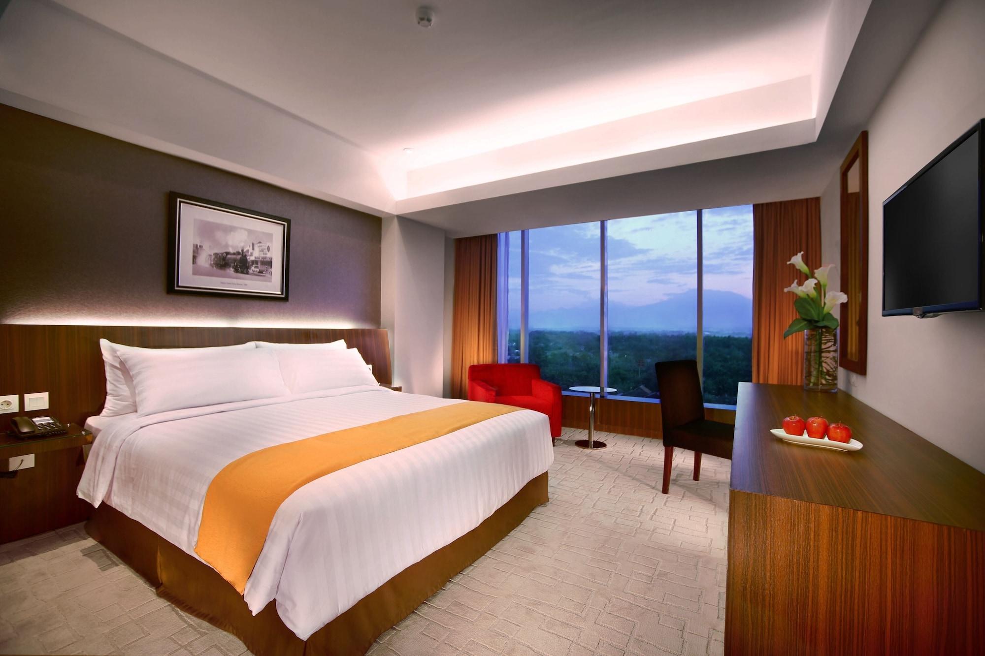Aston Madiun Hotel & Conference Center Exteriér fotografie