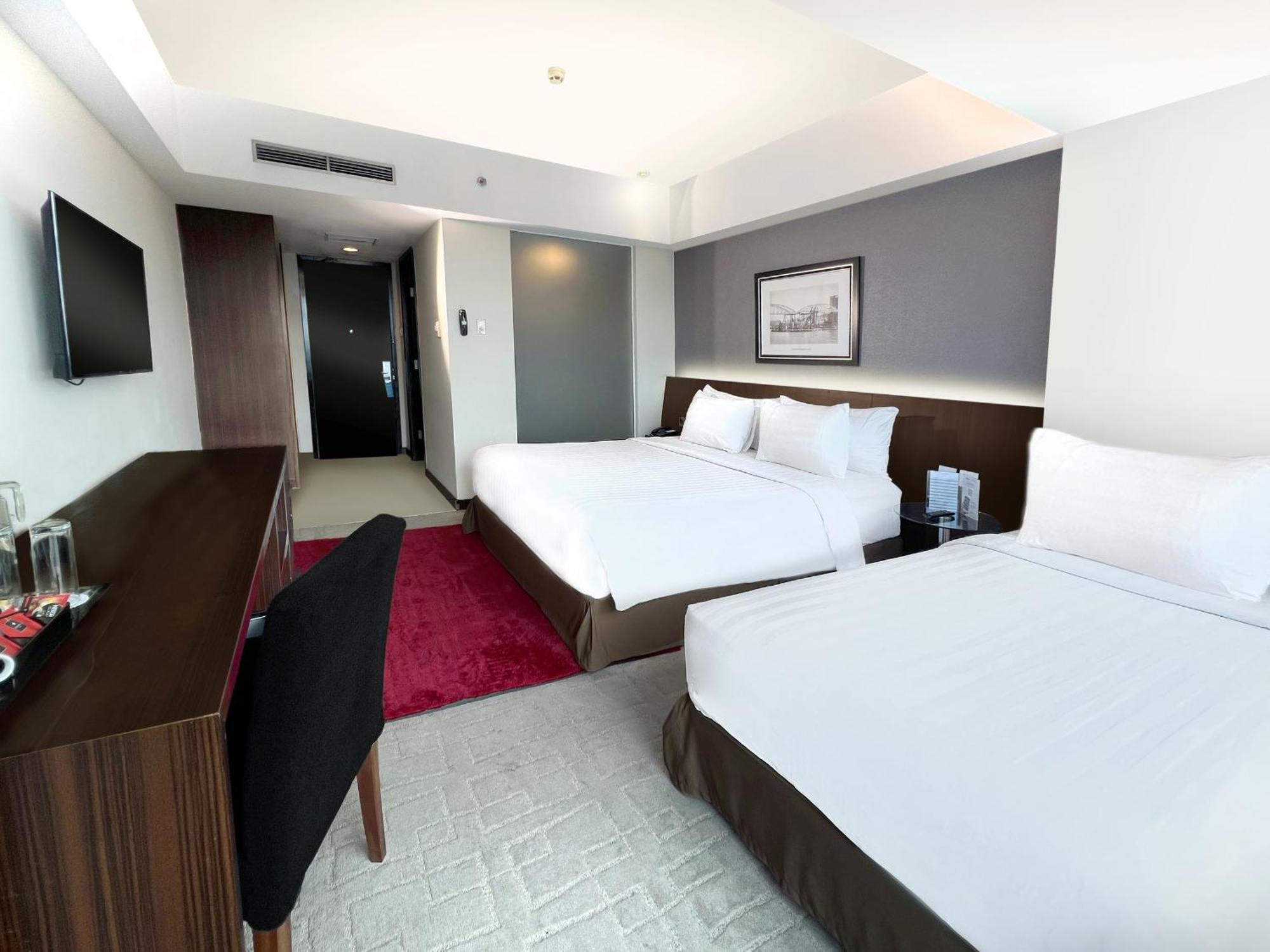 Aston Madiun Hotel & Conference Center Exteriér fotografie