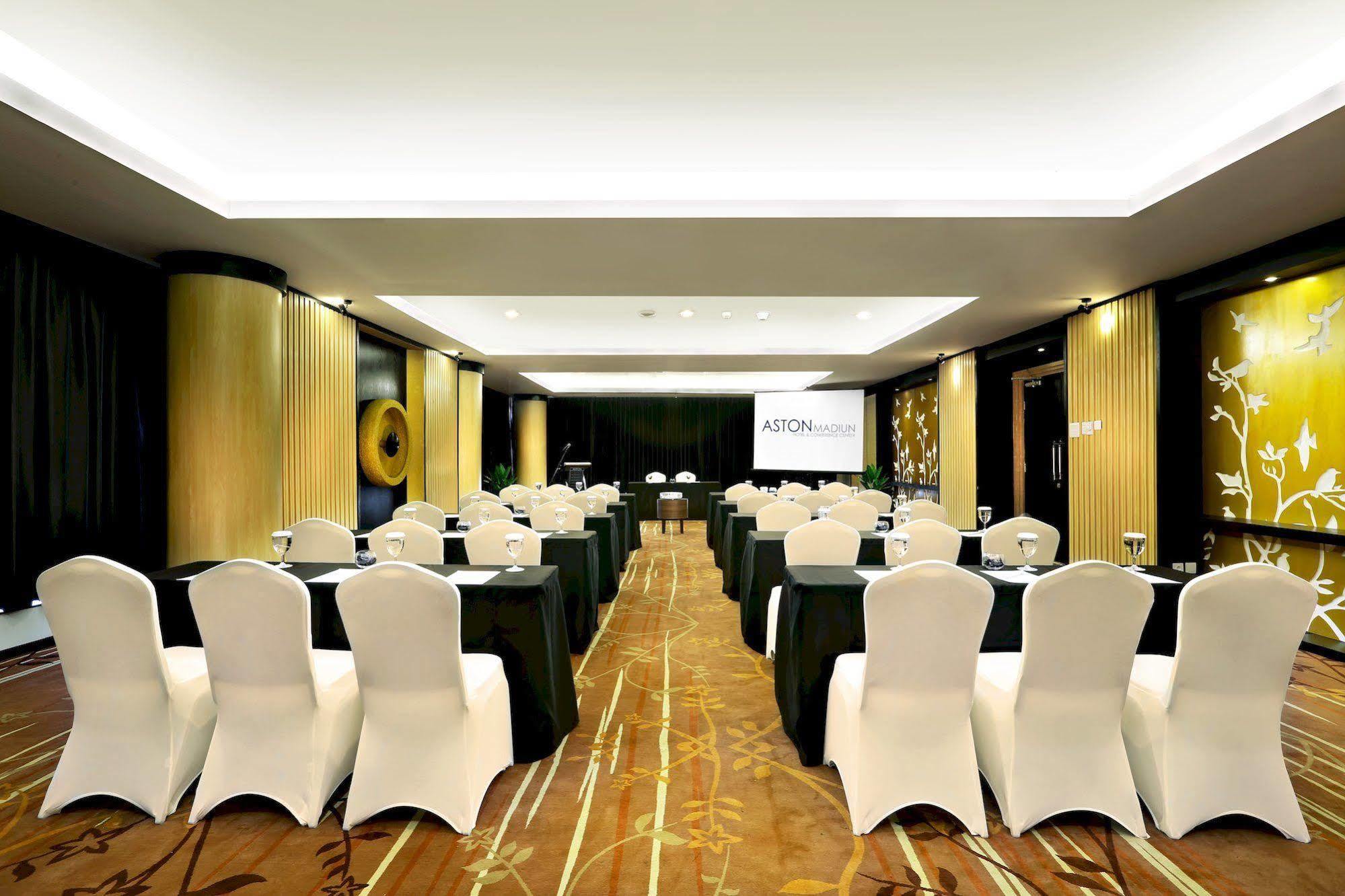 Aston Madiun Hotel & Conference Center Exteriér fotografie